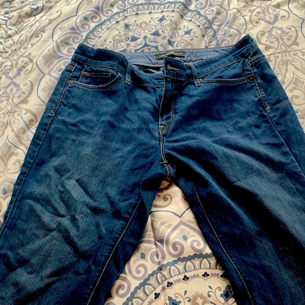 Women’s Eddie Bauer jeans 8/29